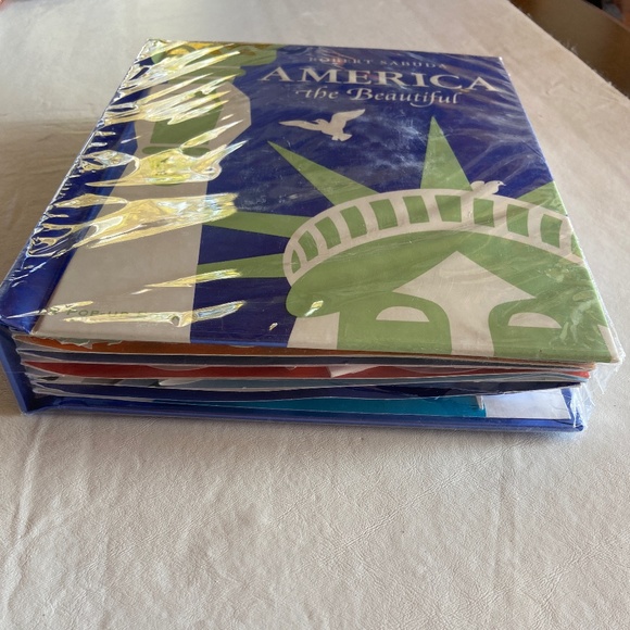 America the Beautiful First Edition pop-up book by Robert Sabuda. - Picture 5 of 5